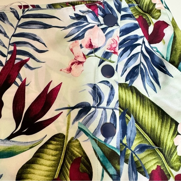 Lady Hagen Women's 16” Palm Overlap Golf Skort - Picture 9 of 12